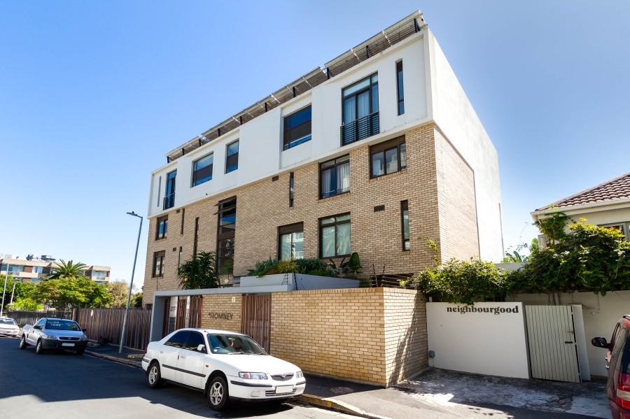 To Let 1 Bedroom Property for Rent in Green Point Western Cape